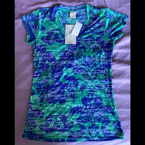 V neck Tshirt